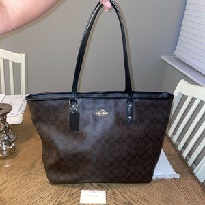 Coach Tote Shoulder Bag